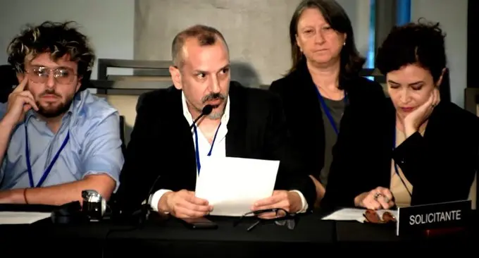 Denuncian campaña estatal de hostigamiento a la prensa en Argentina