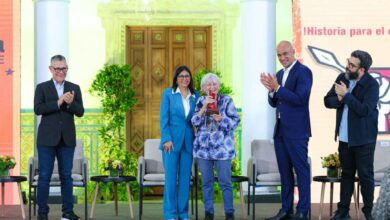 Vicepresidenta Rodríguez entregó Premio Nacional de Historia 2023-2024