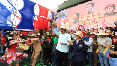 Presidente Maduro: Venezuela sigue en victoria contra «los apellidos y la oligarquía supremacista»