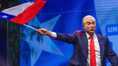 Kast amenaza a migrantes: Les quedan 98 días para tomar sus cosas y salir de Chile