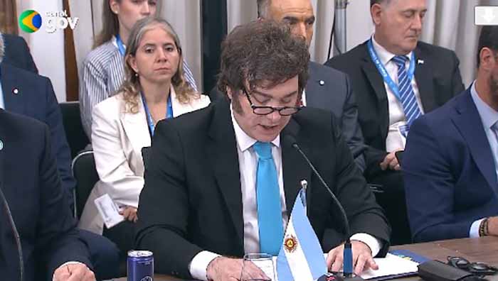 Javier Milei en Cumbre Mercosur apoya las acciones bélicas de EE. UU. contra Venezuela