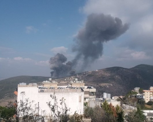 Israel ataca objetivos de Hezbolá en Líbano