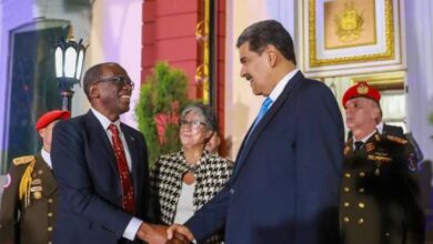 Venezuela felicita al Primer Ministro de Santa Lucía por su victoria electoral
