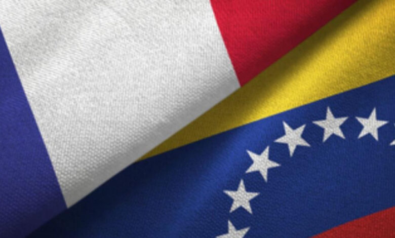 Francia pide desescalada ante cruzada de EE. UU. contra Venezuela