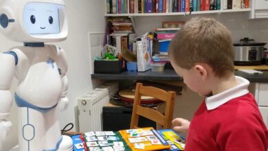 Estudio corrobora que robots sociales ayudan a los niños con autismo