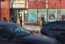 Fallece el hombre baleado por agentes del ICE en EE.UU.