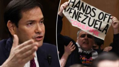 Activista irrumpe en exposición de Rubio para denunciar agresión de EE. UU. contra Venezuela