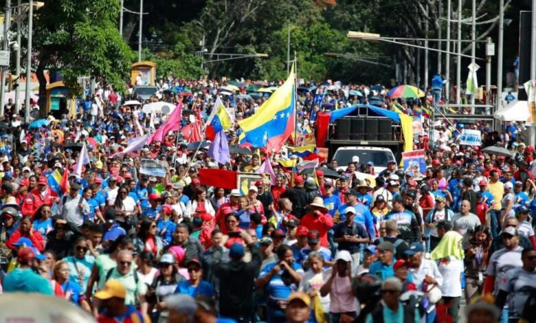 Delcy Rodríguez exhortó a los trabajadores venezolanos a permanecer unidos