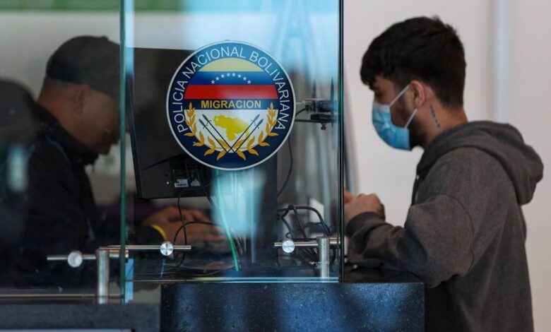 Retornaron a Venezuela 273 migrantes deportados de Arizona, EEUU