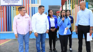 Presidenta encargada Delcy Rodríguez: «En Venezuela hay un Gobierno que manda junto al pueblo»