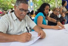 Pueblo venezolano envía cartas de apoyo al presidente Maduro y la primera dama