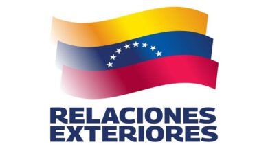 Canciller venezolano recibe a diplomática Laura Dogu, enviada de EE. UU.