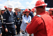 Mandataria encargada y secretario de Energía de EE. UU. visitaron Petro Independencia