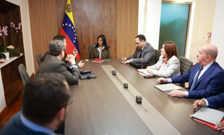 Presidenta (E) Delcy Rodríguez se reunió con representantes de petrolera Repsol