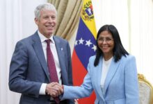 Presidenta (E) Delcy Rodríguez recibió en Miraflores al secretario de Energía de EE. UU.