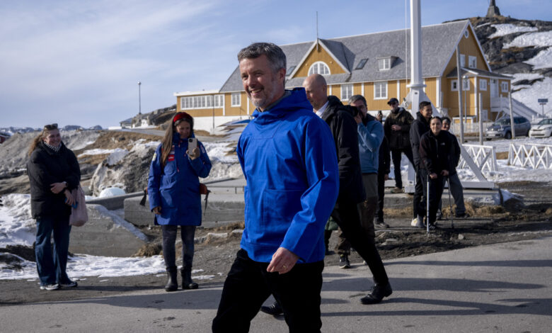 El rey de Dinamarca inicia una visita a Groenlandia
