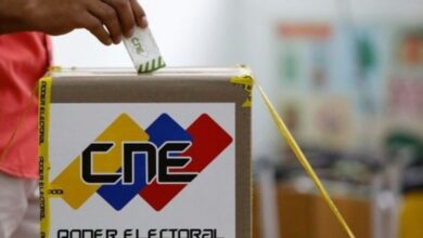 Instalan mesas electorales rumbo a la Consulta Popular de este 8-M en Venezuela