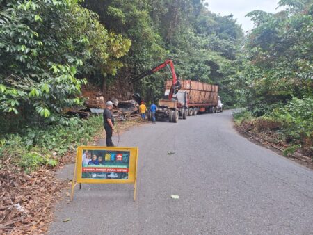 Gobernación de Guayana Esequiba despeja 80 toneladas de chatarra en la Sierra de Lema