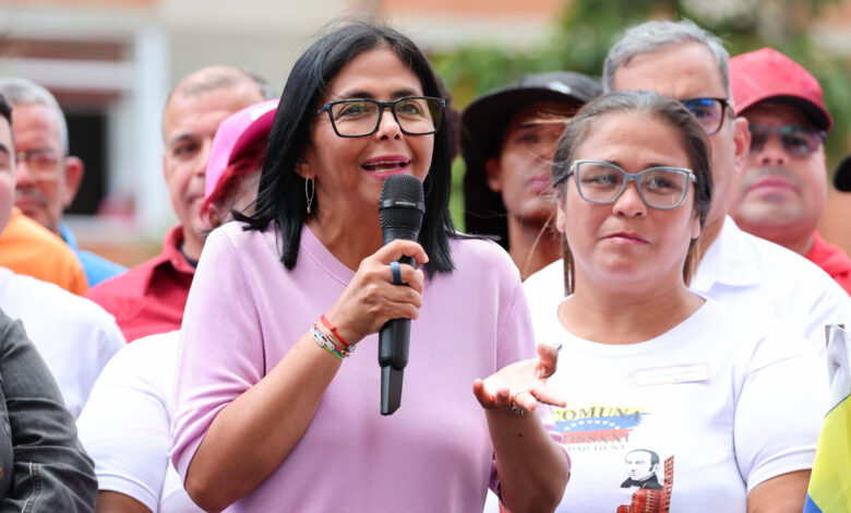 Gobierno Bolivariano financiará proyectos de las 10 Comunas ganadoras de la Consulta Popular