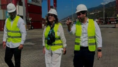 Jacqueline Farías puerto de la Guaira