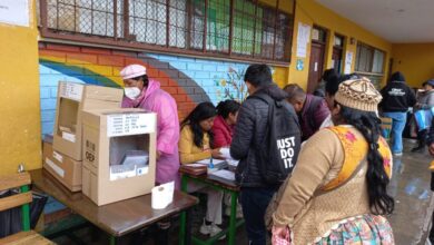 Bolivianos eligen cerca de cinco mil autoridades en comicios subnacionales