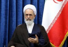 Consejo interino gobernará Irán hasta elección del nuevo líder