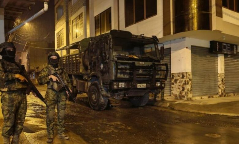 Gobierno de Ecuador impone toque de queda en cuatro provincias