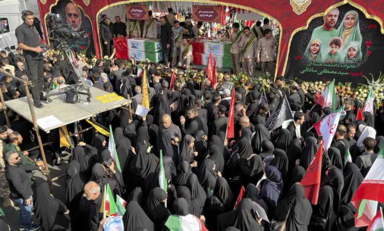 China condena los asesinatos de líderes iraníes