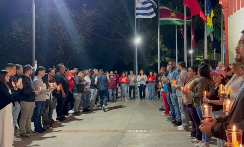 Con una vigilia inician actos por los 13 años de la siembra de Hugo Chávez