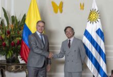 Colombia entregó presidencia por tempore de Celac a Uruguay