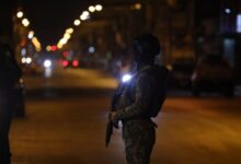 Gobierno de Ecuador confirma toque de queda parcial desde este domingo