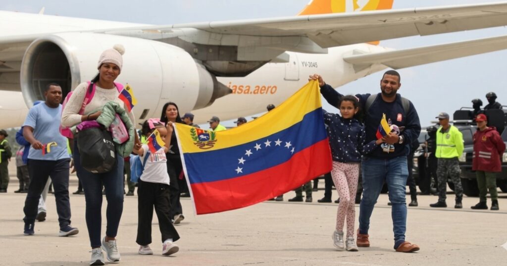 Plan Vuelta a la Patria: 57 connacionales retornan desde EE.UU.