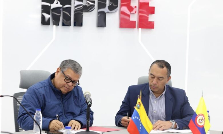 Venezuela y Colombia firman una acuerdo para reactivar la conexión eléctrica