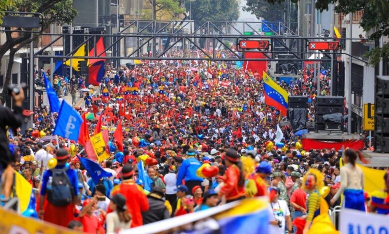 Caraqueños se movilizan este 13A para conmemorar Día de la Dignidad Nacional