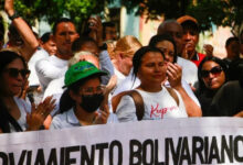 Maestros suman 200 manifestaciones en rechazo a sanciones contra el país