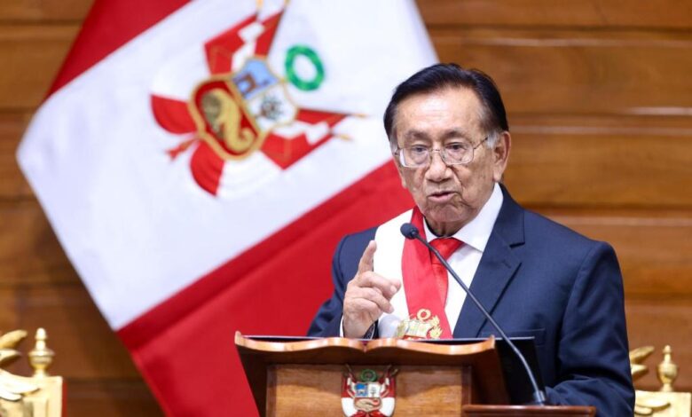 Se asoma nuevo cambio presidencial por crisis de aviones en Perú