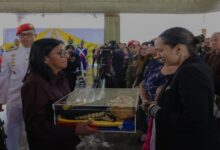 Homenajean en capilla ardiente al coronel Helmer Prato, héroe del 3E