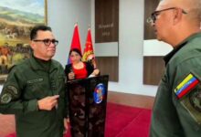 Condecoran a Tropas Profesionales del Ejército Bolivariano