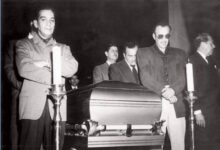 Opinión/Adios multitudinario