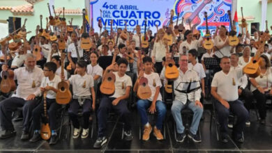 Con "Festival Cambur Pintón" celebraron en Caracas Día Nacional del Cuatro