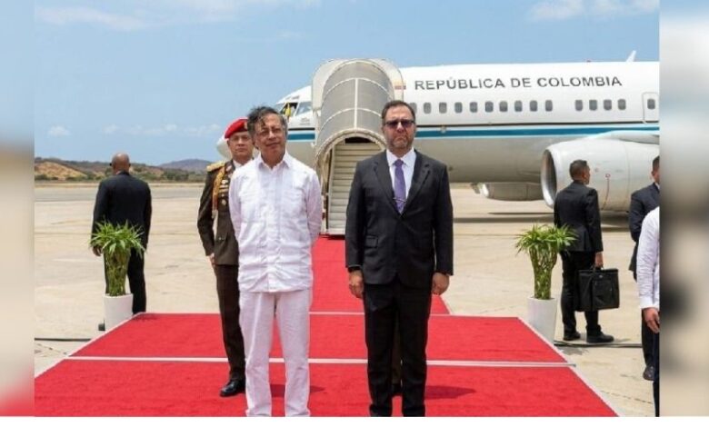Gustavo Petro, presidente de Colombia, llega a Venezuela en visita oficial