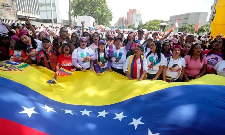 Mujeres en Caracas rechazaron agresión racista contra la presidenta (E) Delcy Rodríguez