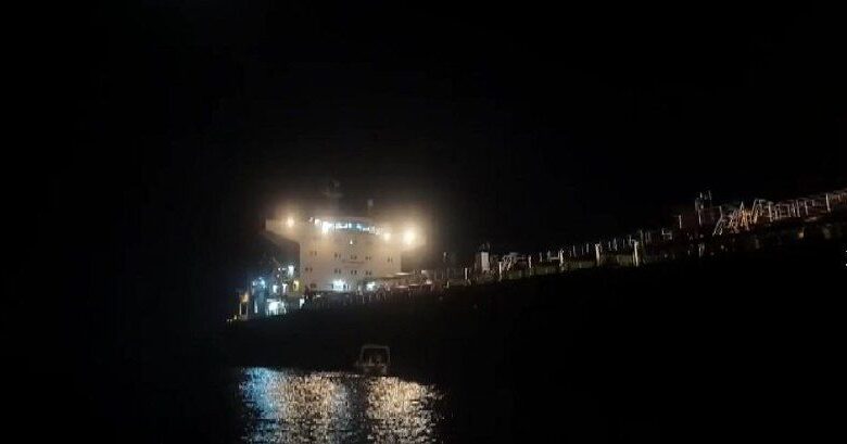 Irán captura un petrolero por "obstaculizar las exportaciones"