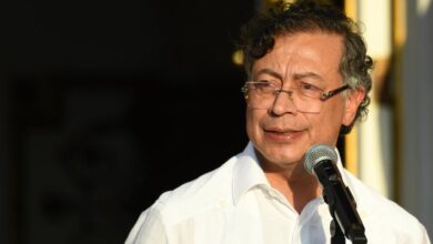 Presidente colombiano rechaza expulsión de su embajadora en Bolivia y pide diálogo