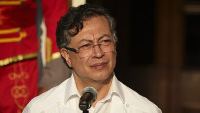 Petro: "No tengo ningún problema en retirar los aranceles a productos del Ecuador"