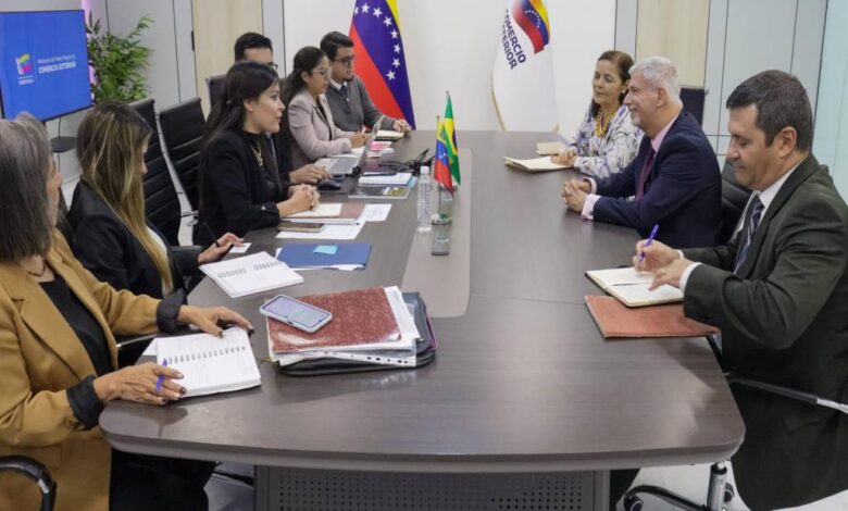 Venezuela y Brasil acuerdan hoja de ruta para fomento de inversiones