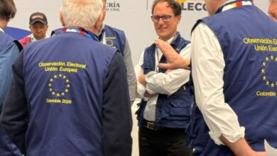 Más de mil 300 observadores internacionales acompañan comicios en Colombia