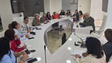 Parlamento venezolano y MinSalud evalúan planes de protección materna