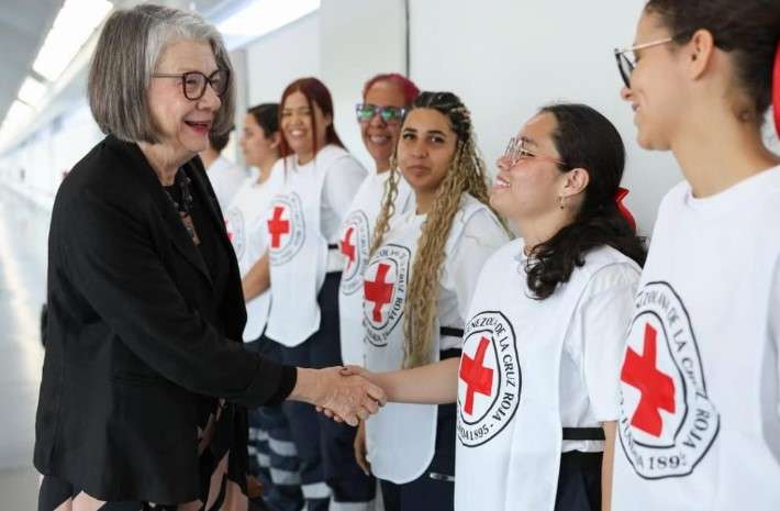 Presidenta de Cruz Roja Internacional y Media Luna Roja de visita en Venezuela para fortalecer cooperación