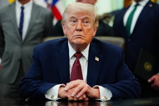 Aprobación de Trump entre republicanos cae a un mínimo histórico